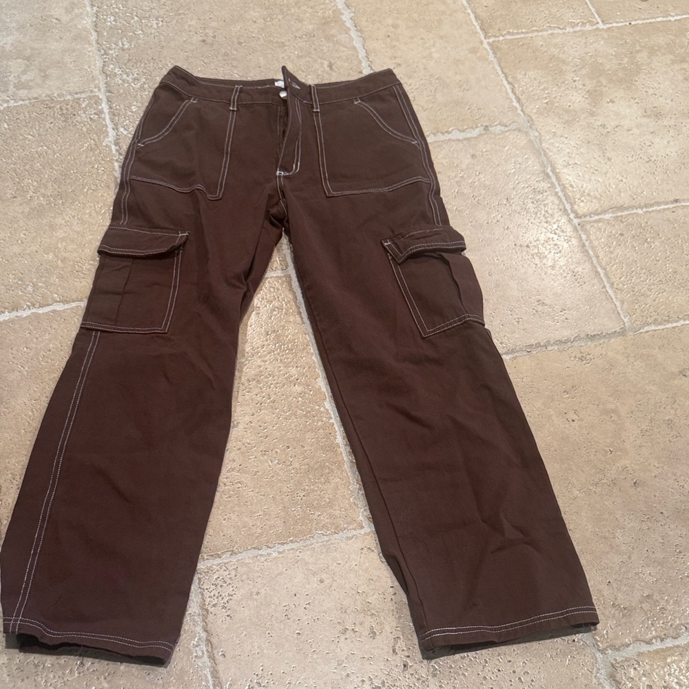 women cargo pants from Tilly’s
